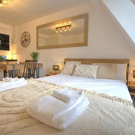 Apartment Le Rustique - Netflix/wi-fi Fibre - Sejour Lozere